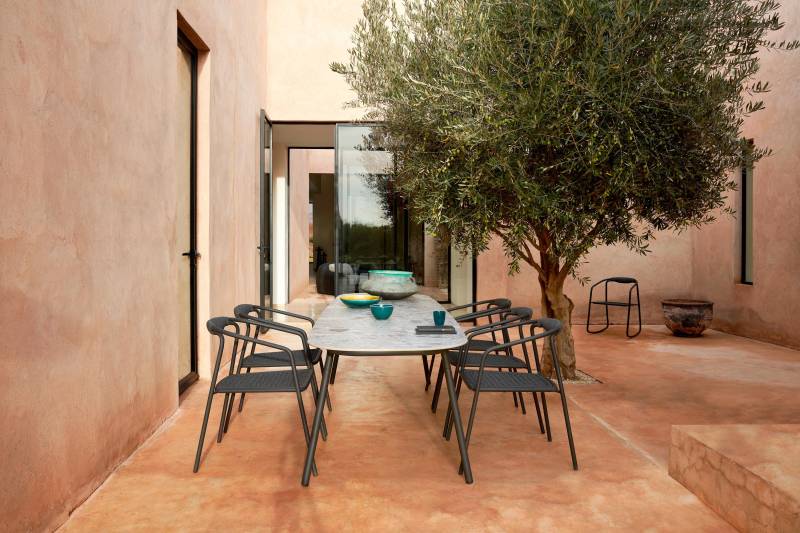 Chaise de repas fine et épurée au design minimaliste, collection Duo par MANUTTI à Toulon