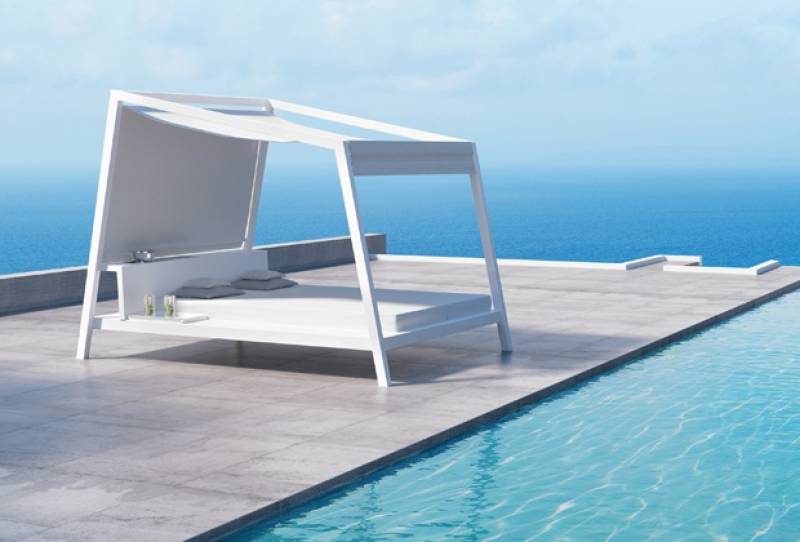 Aluminium thermolaqué du daybed 10Deka à Antibes